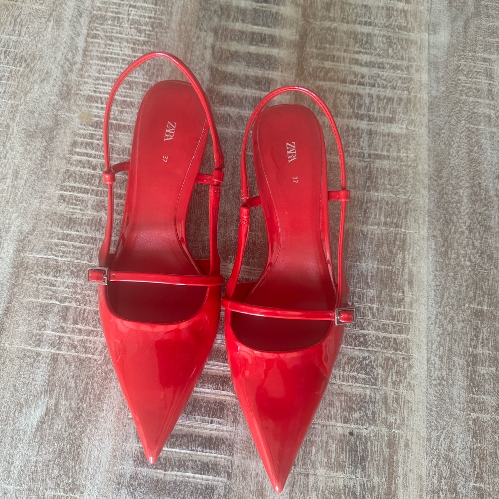 Zara Classic red Scarlet Slingback Heels